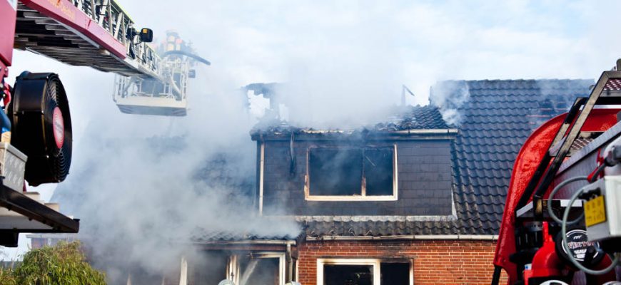 5 Reasons to Hire Professionals to Cleanup Your Home After a Fire | Tri Span Environmental